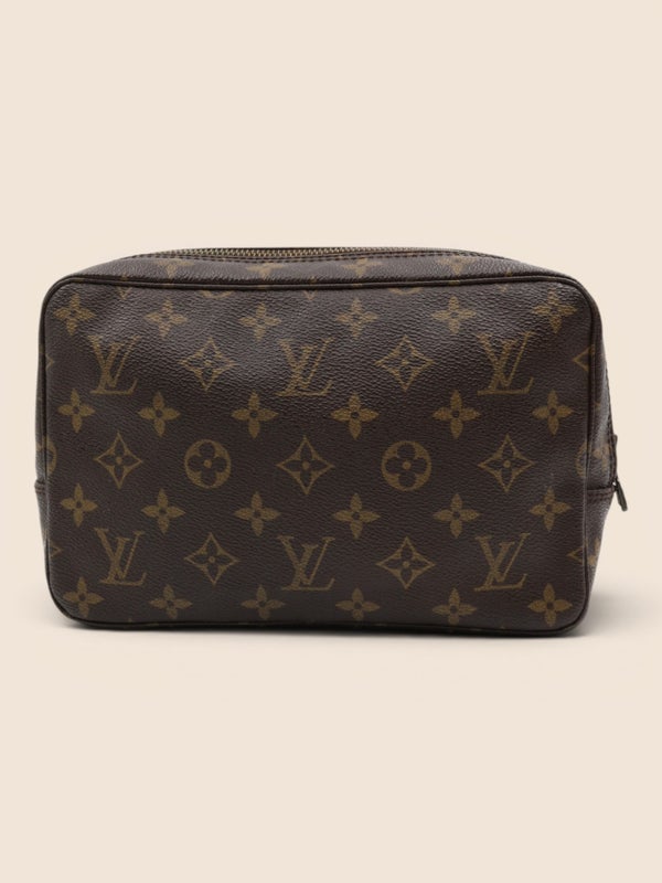 Louis Vuitton Trousse Toilette 24
