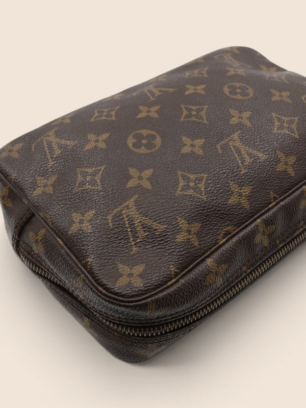 Louis Vuitton Trousse Toilette 24