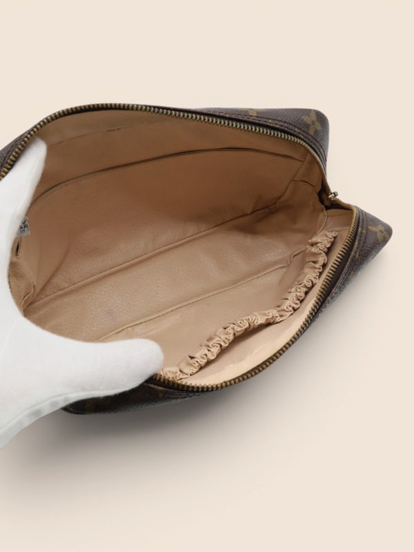 Louis Vuitton Trousse Toilette 24