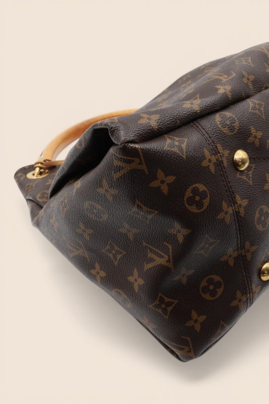 Louis Vuitton Artsy MM